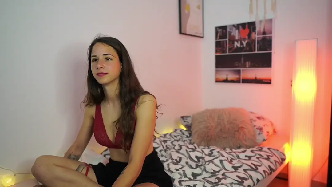 Dina_camgirl show preview