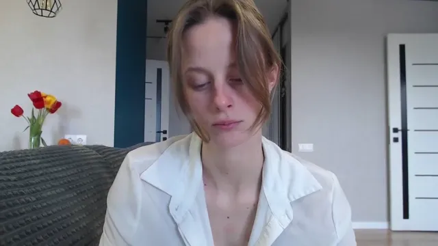 mimiMilfAl show preview