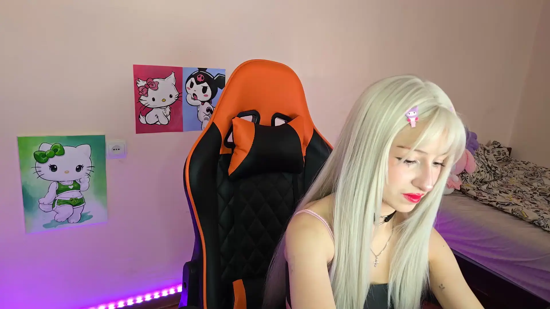 PureBlush_xo photo contact sheet