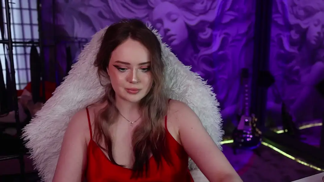 Truedarkqueen show preview