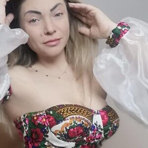 Chloe_Coral
