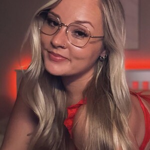 AlexisBrookeX