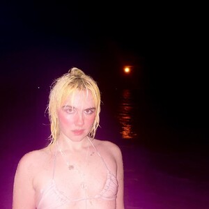 HoneyLimbed