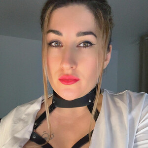 match_woman
