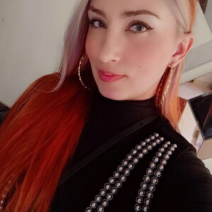 Luna_velvet