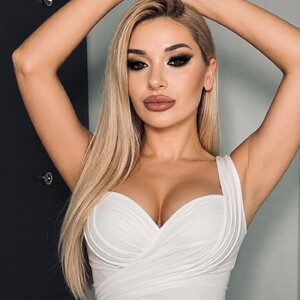 KarinaDoll