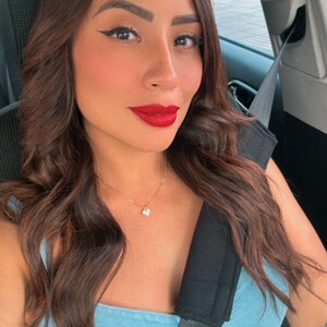 Paulina2700