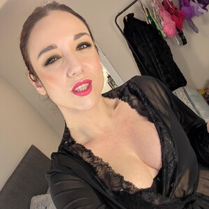 cumonveronica