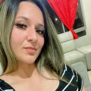 Alison_ang