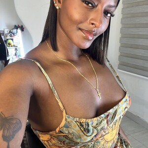 samantha_boom