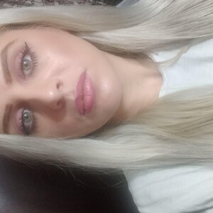 Eve_eveline