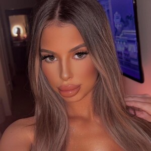 aryaaxo