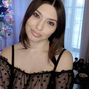 Linda____