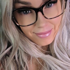 Cora9