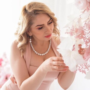 Anna_Amour