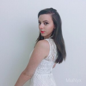 Mia_Nyx