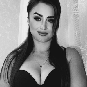 ScarletLuxe