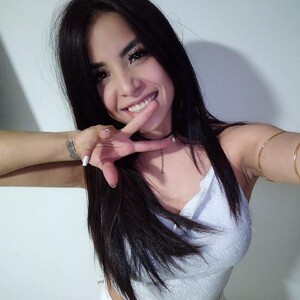 Abril_wow
