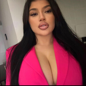 Julia____