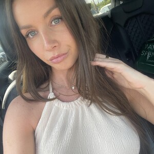 Kayla_x