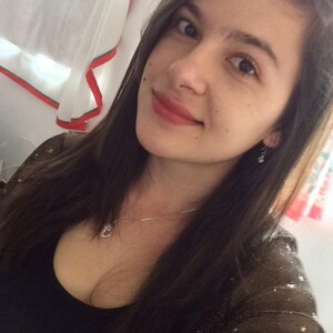 Angelagomez