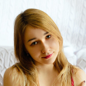 Lovely_hayley