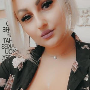 Sensual_Ari